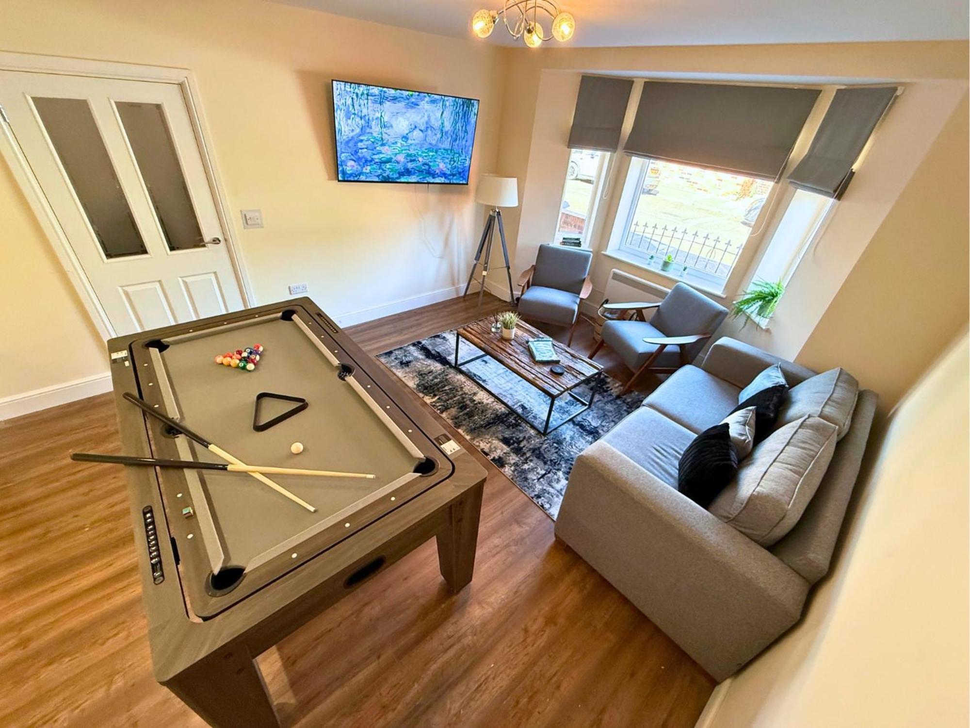 1-king Bed House, Near Centre, Pool Table